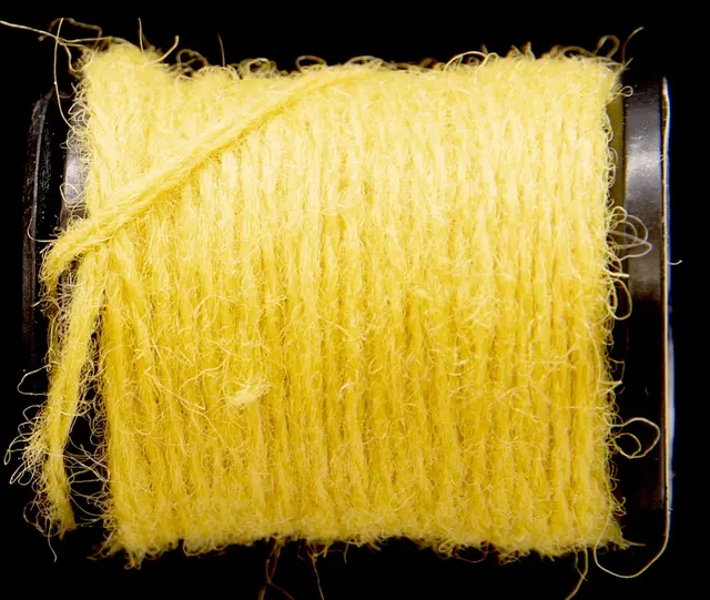 Semperfli Dirty Bug Yarn Danica 